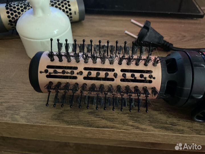 Фен щетка вращающаяся