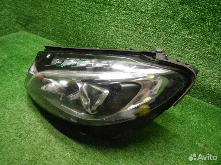 Фара левая Mercedes-Benz C-Class