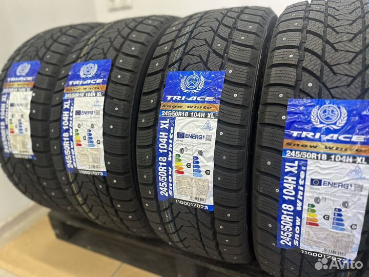 Tri Ace Snow White II Stud 245/50 R18 103U