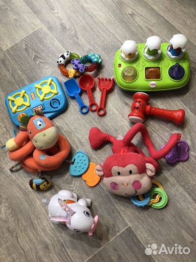 Игрушки для малышей пакетом