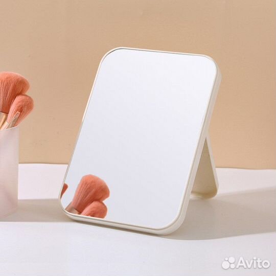 Зеркало настольное