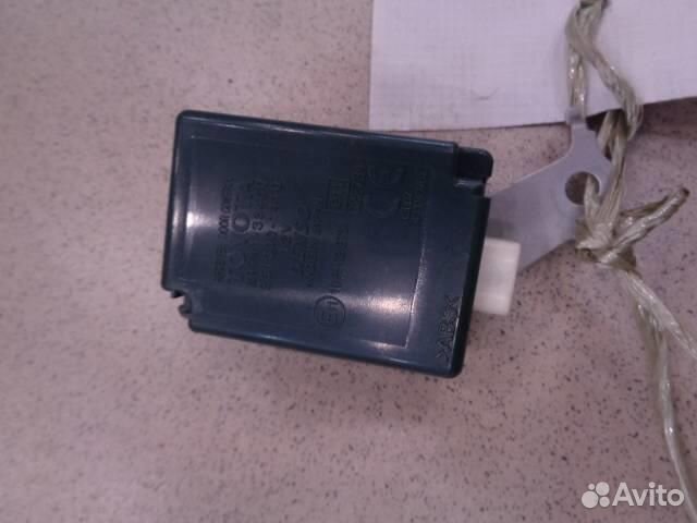 Блок управления центральным замком Toyota Camry X