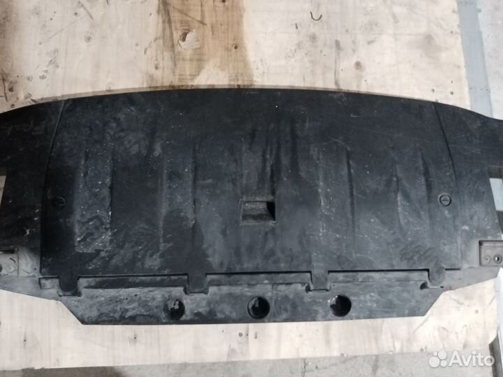 Накладка нижняя переднего бампера на Ягуар F-Pace