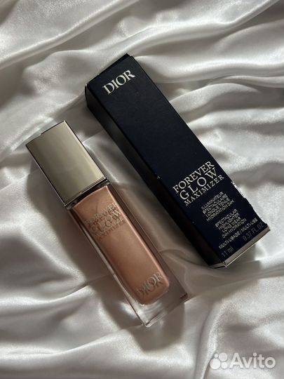 Dior хайлайтер forever glow