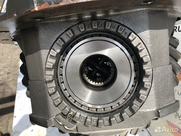 81353013108 Редуктор заднего моста 37/13 2,84