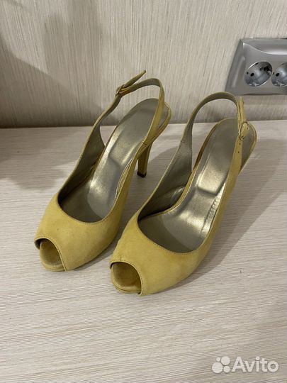 Босоножки Nero Giardini 35