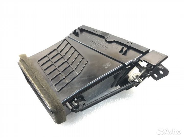 Дефлектор воздушный правый Chevrolet Orlando 1.8