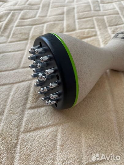 Вибромассажер для тела MIO