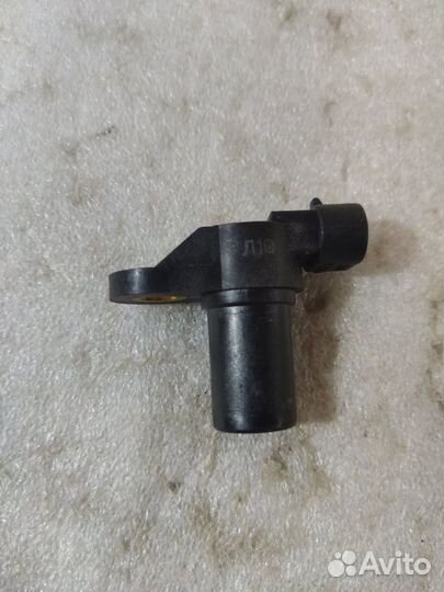 Датчик положения распредвала Ваз 2010-2012 8кл