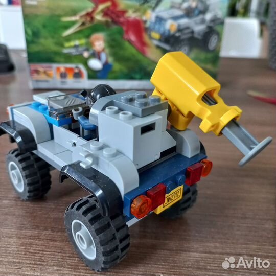 Lego 75926 Jurassic World Погоня за птеранодоном