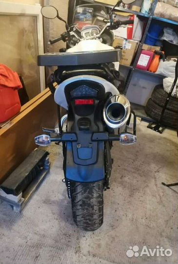 Поворотники с жёлтым отражателем