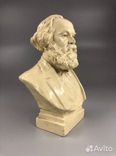 Бюст Карл Маркс