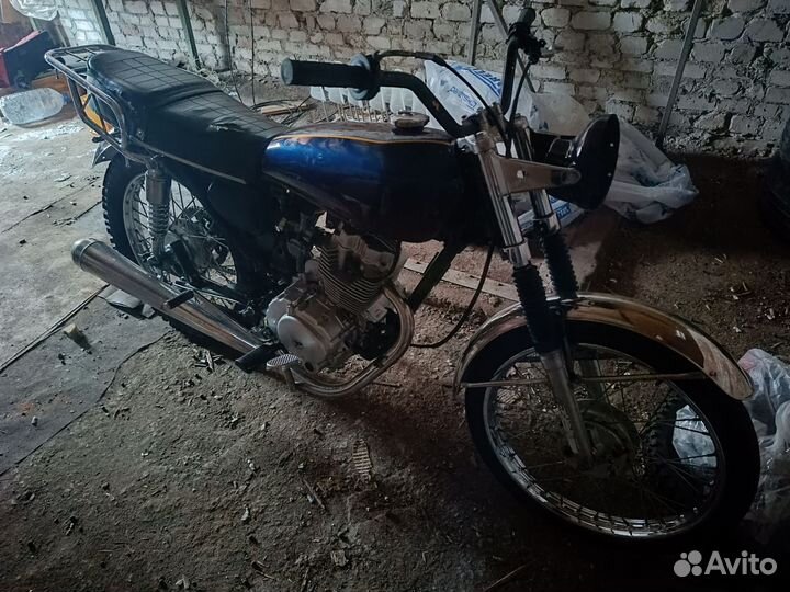 Bajaj 150