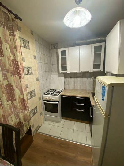 2-к. квартира, 47 м², 4/5 эт.