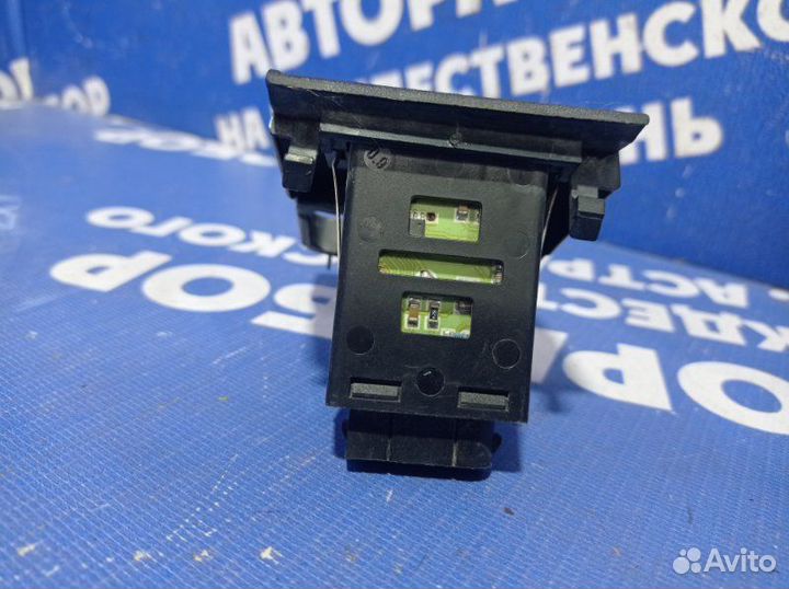 Кнопка освещения панели приборов Bmw E34 седан