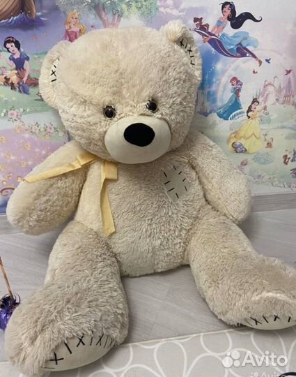 Плюшевый медведь