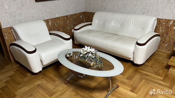 Диван и кресло