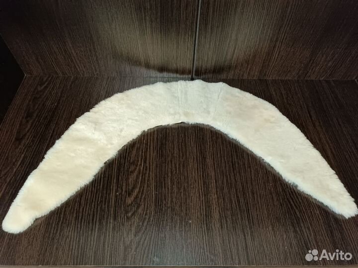 Воротник из белой овчины