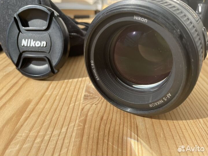 Объектив Nikon AF-S 85 mm f/1.8G Nikkor