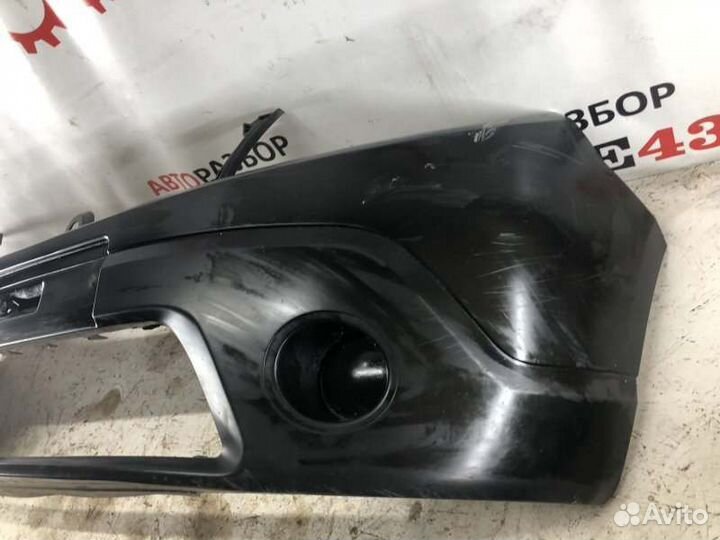 Бампер передний Renault Sandero хетчбек 1390 2011