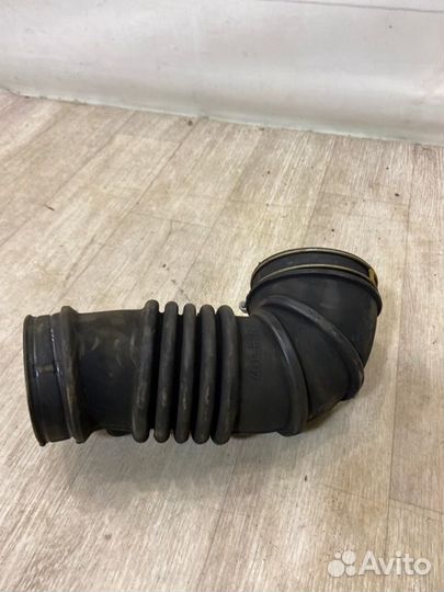 Гофра воздушного фильтра Mitsubishi Lancer 9 CS5W