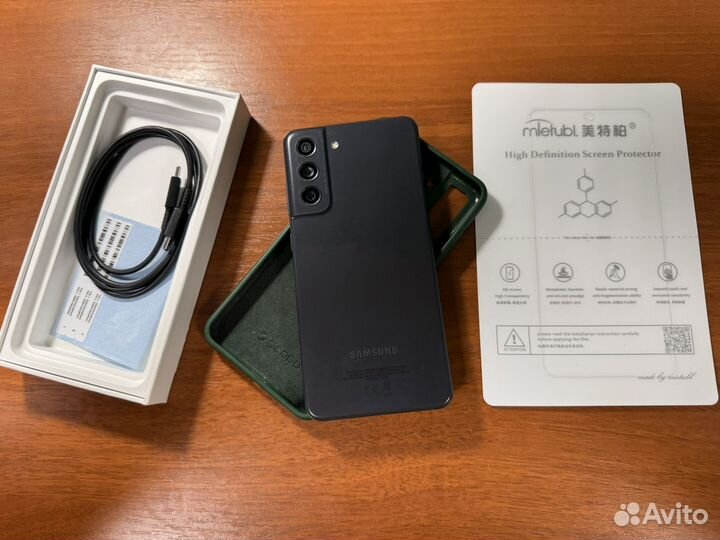 Samsung Galaxy S21 FE, 8/256 ГБ