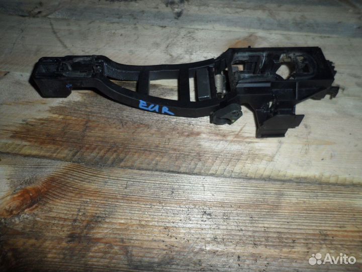 Корпус ручки двери передней левой фокус 2 европа