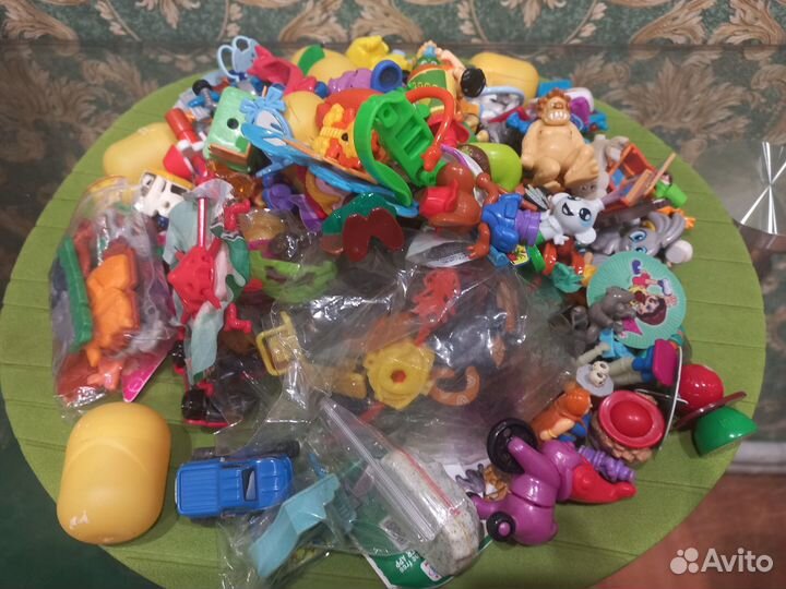 Киндер сюрприз пакетом