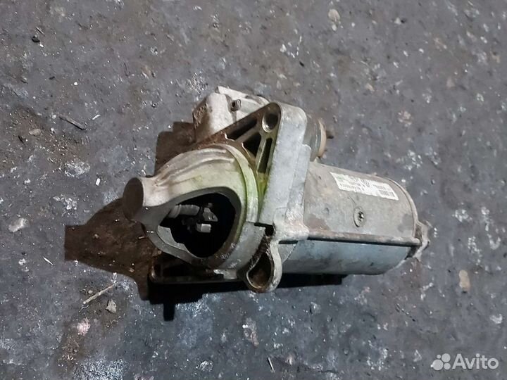 Стартер Рено Трафик 2.0 TS22E8