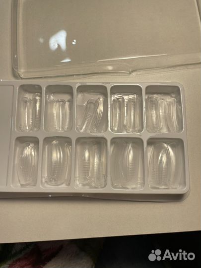 Для наращивания ногтей