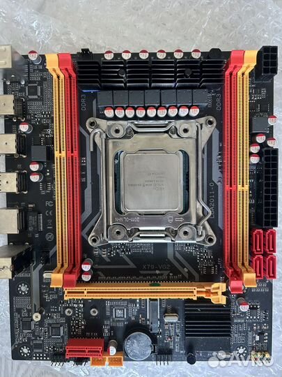 Материнская плата 2011