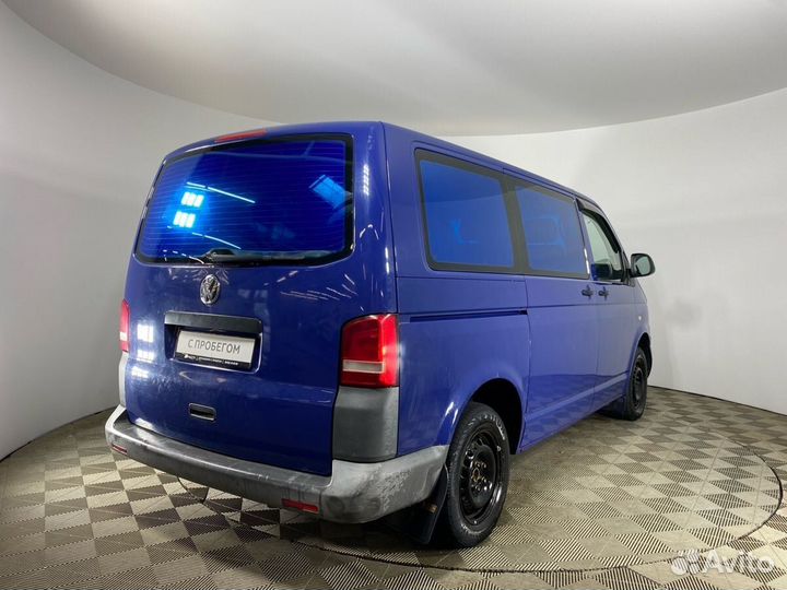 Volkswagen Caravelle, 2011