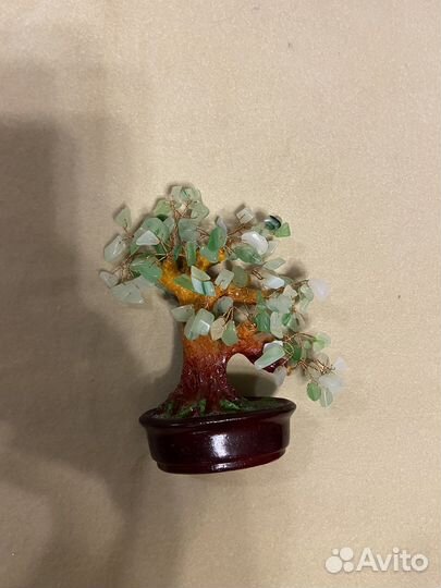 Денежное дерево из камня фен-шуй