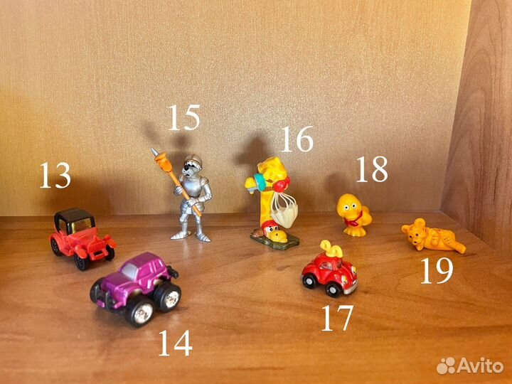 Игрушки Киндер Ландрин Чупа чупс Kinder surprise