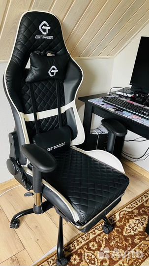 Компьютерное игровое кресло
