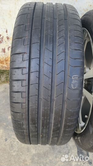 Pirelli P Zero 245/40 R20