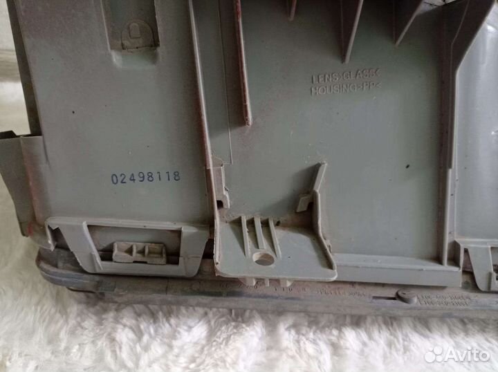 Фара на mercedes 124