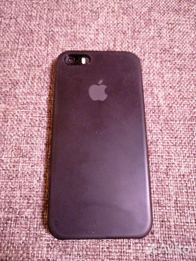 Телефон iPhone SE 32 гб