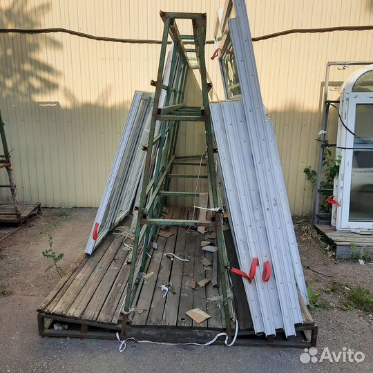 Пирамида для перевозки окон