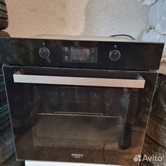 Духовой шкаф Hotpoint-Ariston FA2 841 JH BL