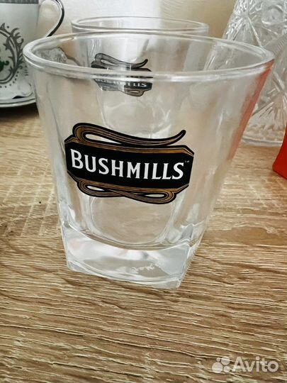 2 стакана для мартини