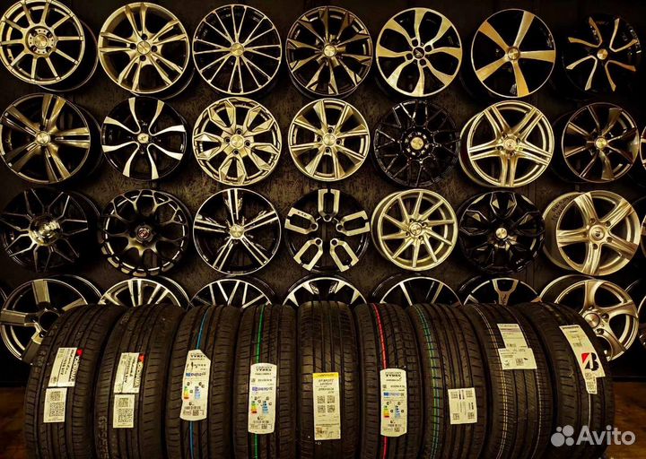 Tracmax X-Privilo AT01 215/70 R16