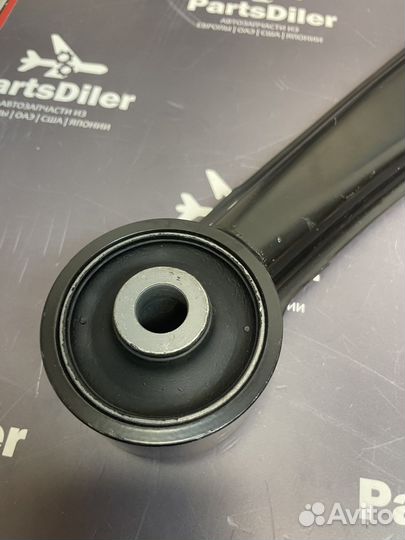 Рычаг подвески 4876042040 Toyota