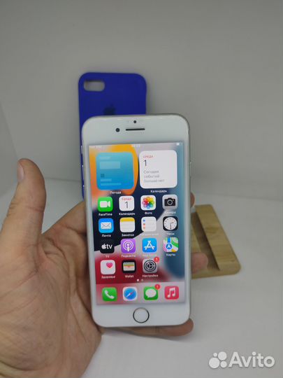 iPhone 7, 32 ГБ
