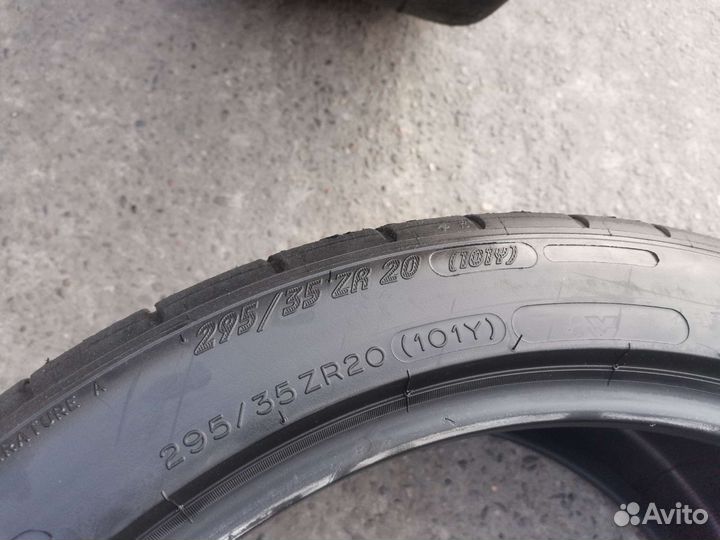 Michelin Pilot Super Sport 295/35 R20