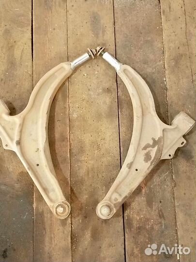 Передние рычаги