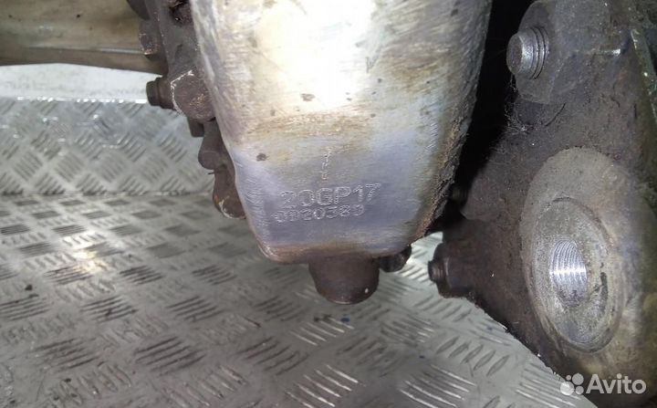 МКПП (механическая коробка переключения передач) C