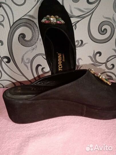 Замшевые мюли, новые,без торга