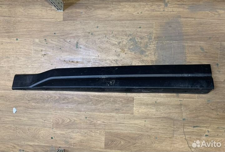 Молдинг передней левой двери Forester SK