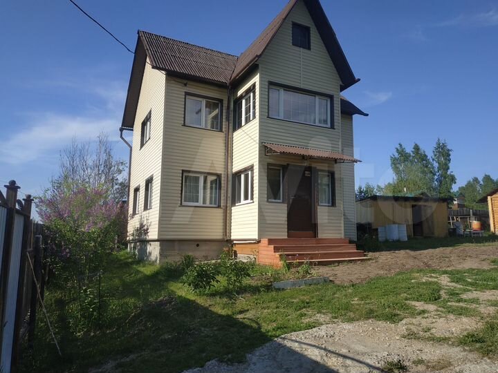 Дом 100 м² на участке 10 сот.